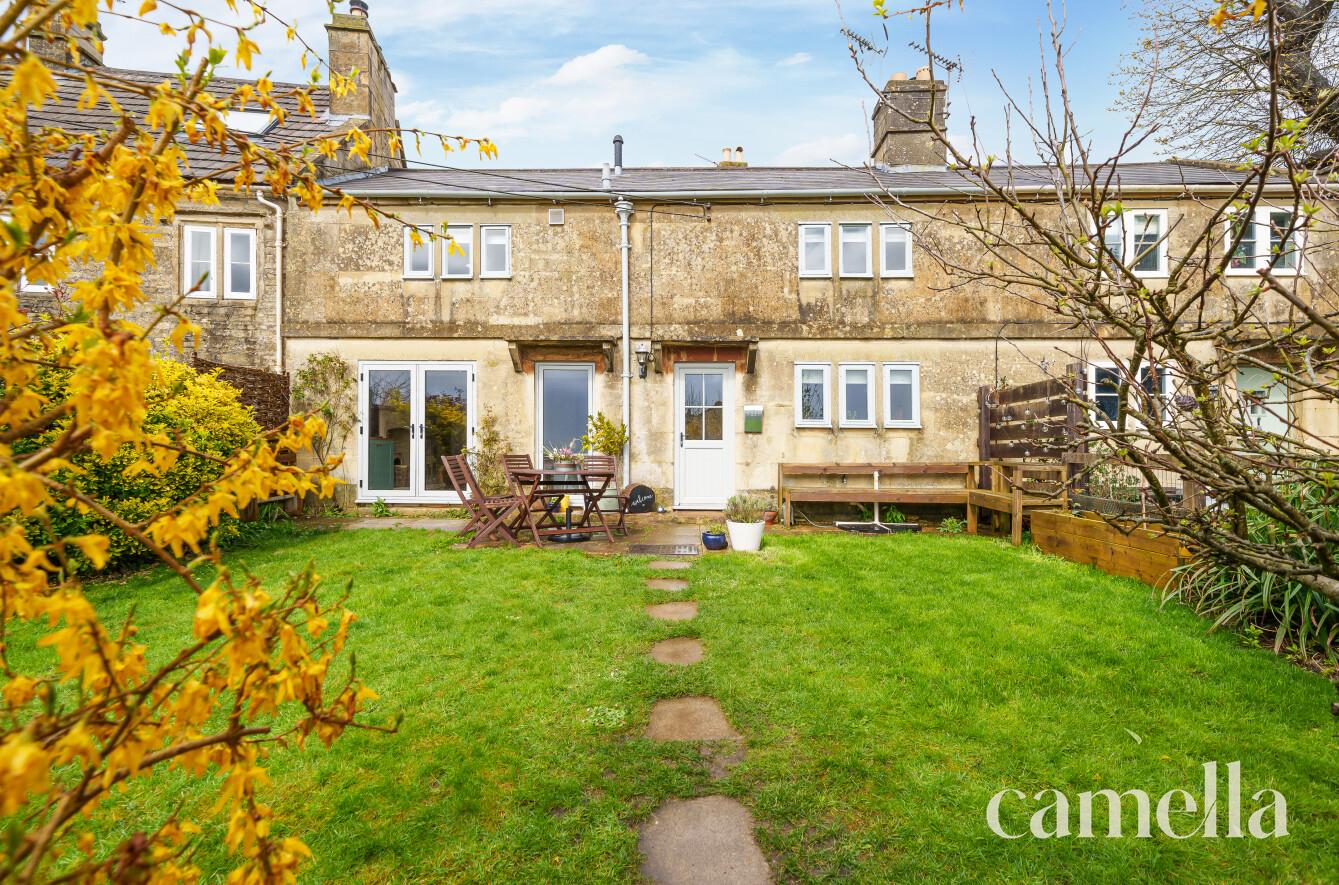 Tutton Hill, SN14